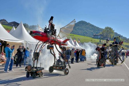 2025 10 03 Legends Grand Prix Salzburgring Abacus Theater NL 17.jpg