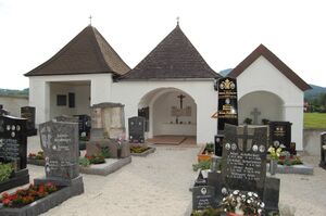 Friedhofdetail von Oberhofen.JPG