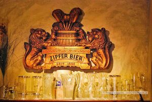 Zipfer Bierhaus September 2011.jpg