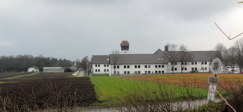 Datei:Justizvollzugsanstalt Laufen-Lebenau.jpg