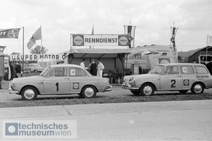 VW Weltrekordwagen Monza beim Mairennen 1964 01.jpg