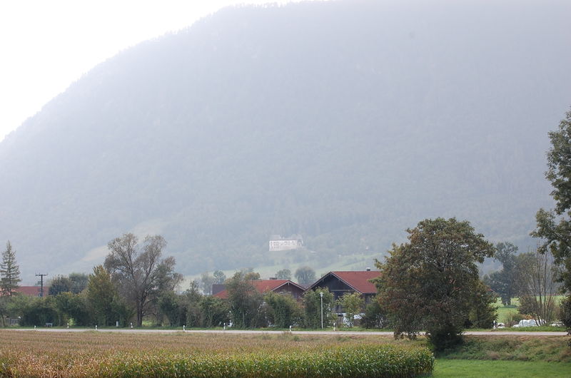 Datei:An Fuße des Staufens.jpg