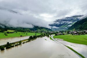 Das Wetter im Sommer 2023 Hochwasser Bad Hofgastein 02.jpg