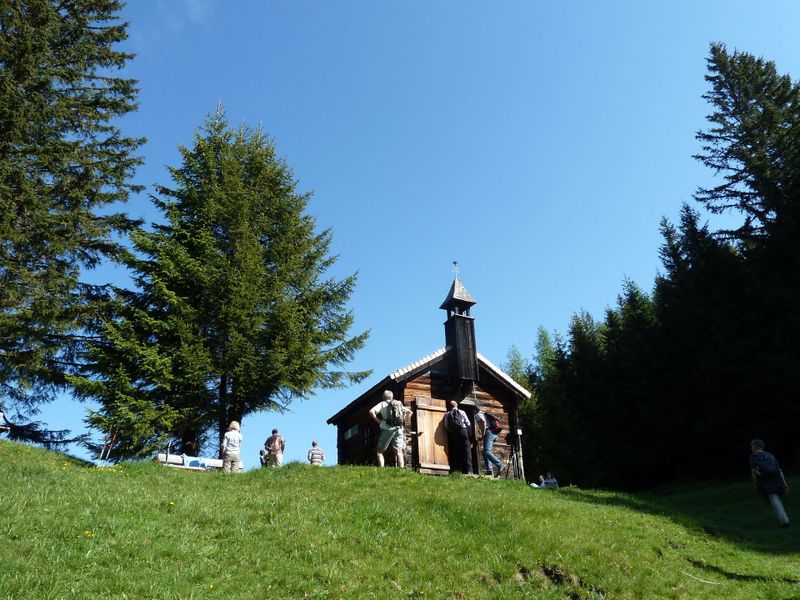 Datei:Drei Waller Kapelle.jpg