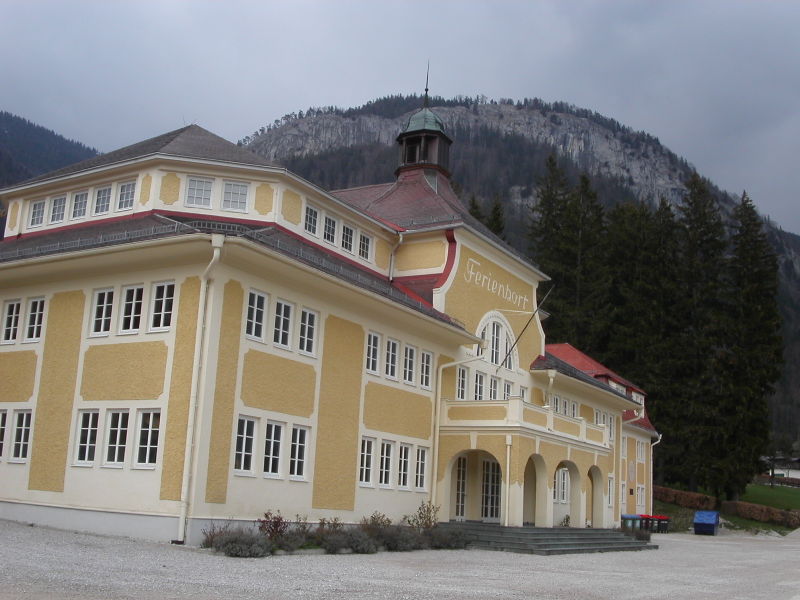 Datei:HWL Ried II.jpg
