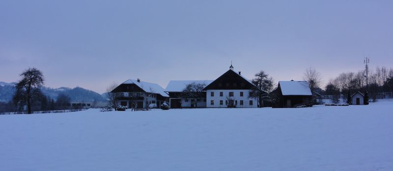 Datei:Irlingergut am Wintermorgen.jpg
