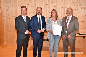 2025 10 16 Ehrungen Stadtgemeinde Neumarkt Gudrun Helm.jpg
