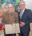 Bernhard Scheichl 2019 Stadtsiegel in Gold.jpg