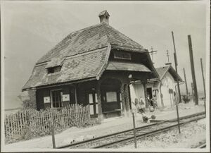 Salzburg-Tiroler-Bahn Werfen 06.jpg