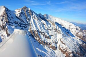 Ferleitental Berggipfel und Sandbodenkees.jpg