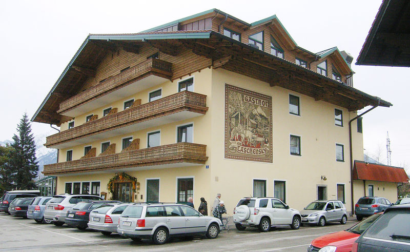 Datei:Laschenskyhof.jpg