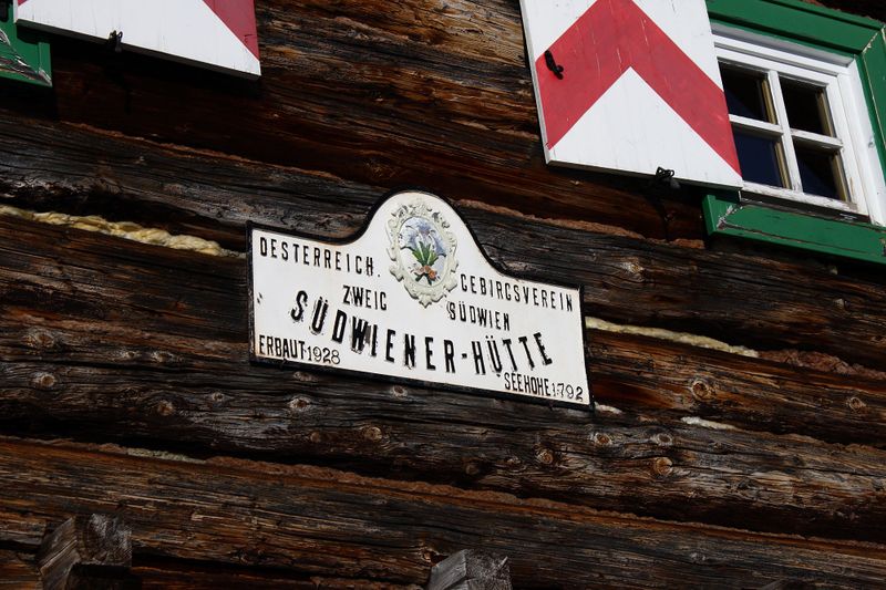 Datei:Südwienerhütte 31196 2014-01-06.jpg