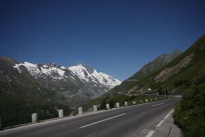 Gletscherstraße-großglockner 09164 2010-07-14.jpg