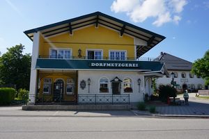 Perwang, Zentrum.JPG