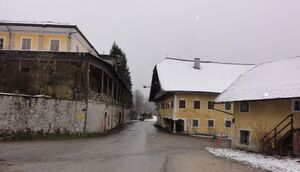 Straßenverlauf beim ehemaligen Braugastof Guggenthal.JPG