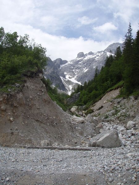 Datei:Trockenbach Mühlbach am Hochkönig.jpg