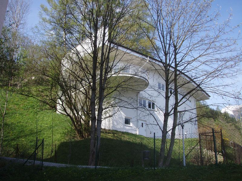 Datei:Architektenhaus Zell am See.jpg