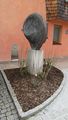 Bronzeskulptur Gleichgewicht in St. Jakob am Thurn.jpg