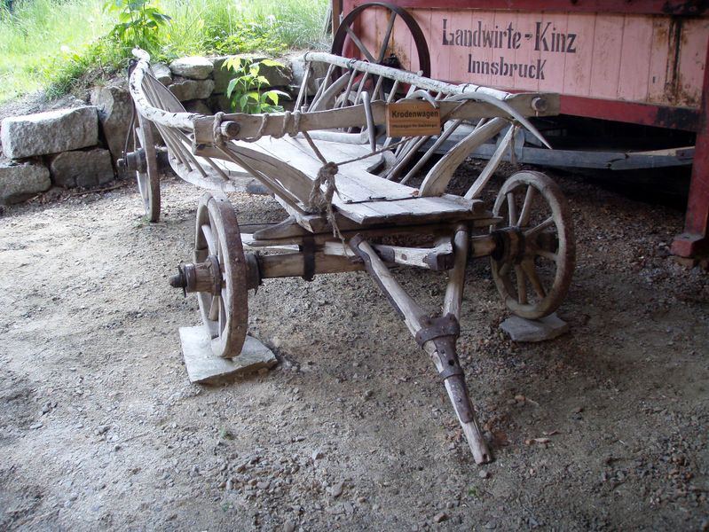 Datei:Krodenwagen Museum Bramberg.jpg