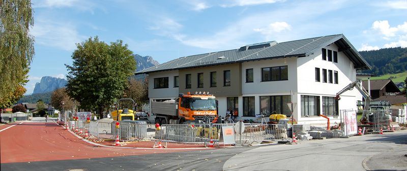 Datei:Wartenfelserstraße wieder frei.jpg