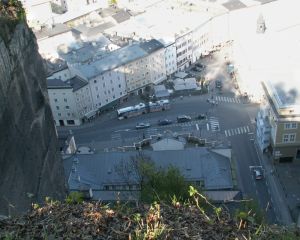 Karajanplatz.jpg