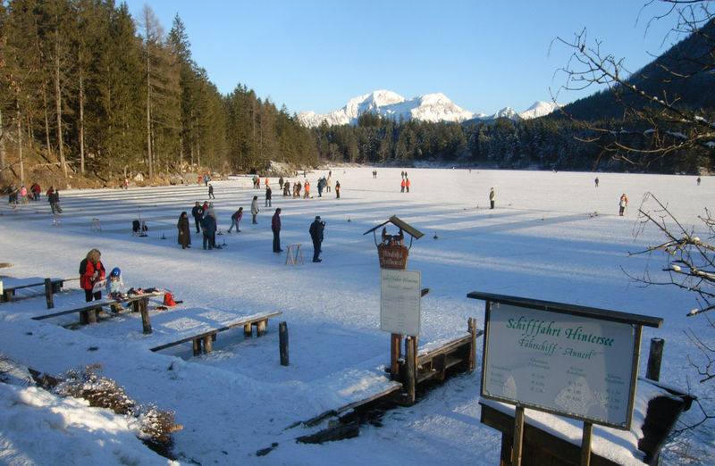 Datei:Bayr. hintersee 8.1.09.jpg