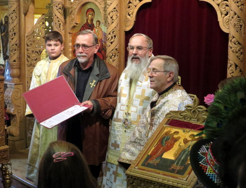 Datei:Rumänisch Orthodoxe Kirche Patrozinium Auszeichnung.JPG
