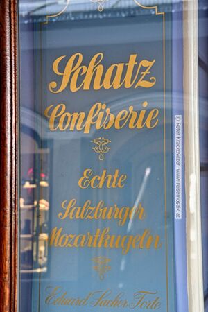 2025 09 15 Schatz Konditorei Mozartkugeln Salzburg 01.jpg
