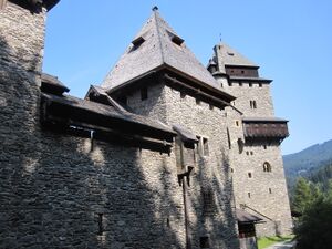 Burg Finstergrün.jpg