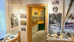Nationalpark Informationsstelle Zimmererhütte 15.jpg