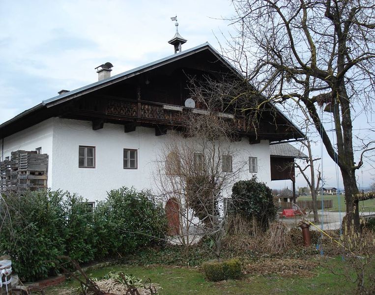 Datei:Wastlanwesen in Walserberg.jpg