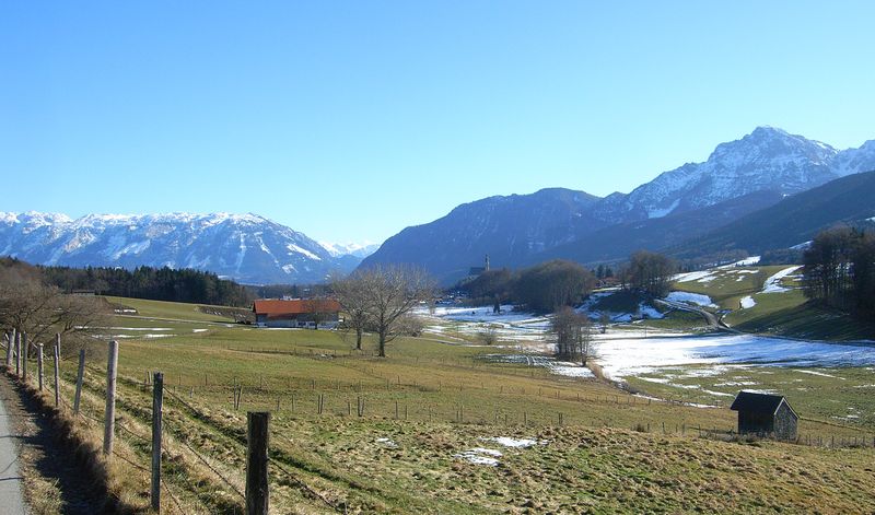 Datei:Anger, nördliche Ansicht.jpg