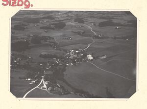 Henndorf am Wallersee 02 1930.jpg