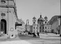 Dreifaltigkeitskirche Makartplatz Stadtheater um 1900.jpg