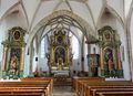 Innenansicht der Pfarrkirche Hochburg.jpg