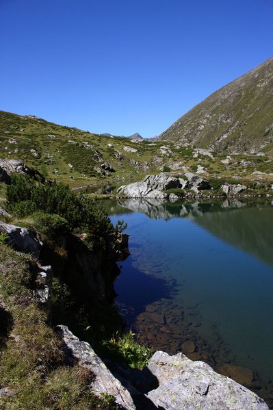 Datei:Lindlsee lessachtal 33008 2016-08-25.jpg