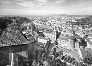 Salzburg Altstadt Risch-Lau 02.jpg