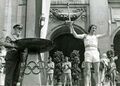 Manfred Stengl olympisches Feuer 1972.jpg