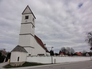 Pfarrkirche Surheim.JPG