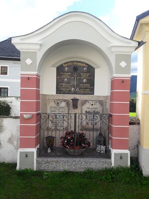 Grabstätte St. Gertrauden Mauterndorf 20251001 1 (6).jpg