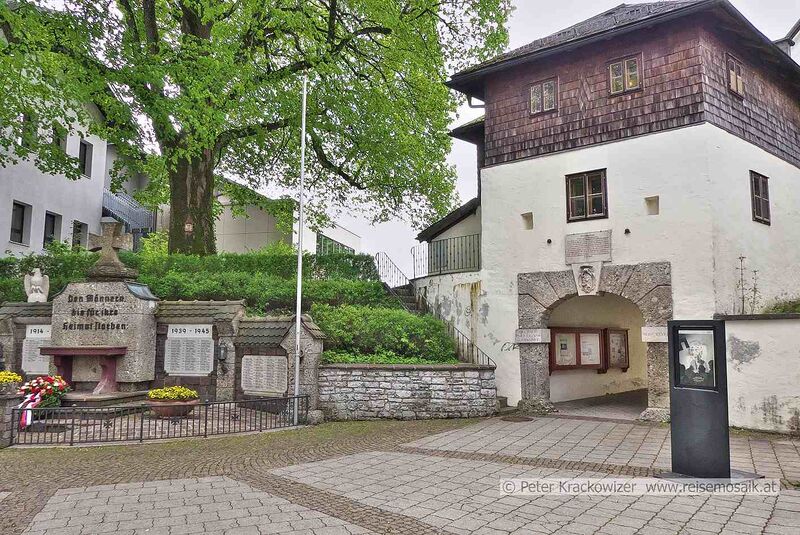 Datei:Kunstprojekt Einwurf Kriegerdenkmal Schanzhäusl.jpg