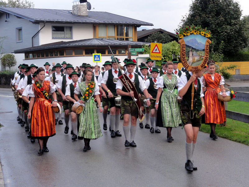Datei:Blaskapelle Maria Gern.jpg