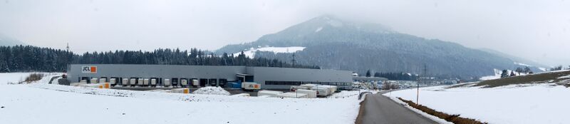 Datei:Firma in Oberwang .jpg