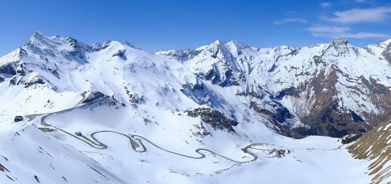 Datei:Grossglockner-hochalpenstrasse edelweissspitze 2025-04-12 12-00-00.jpg