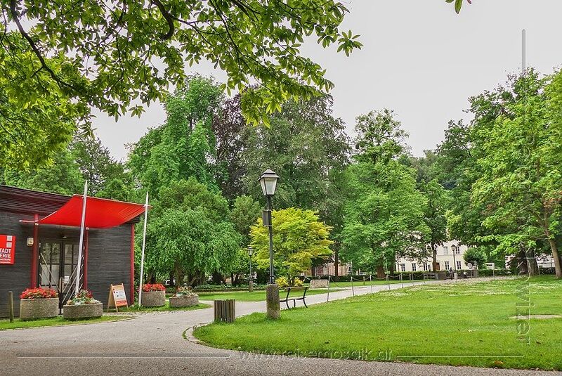 Datei:Stadtgalerie Zwergelgartenpavillon 03.jpg