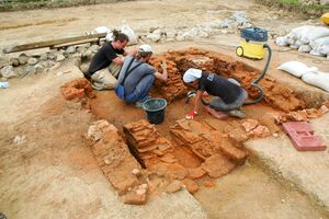 Archäologische Grabungen in Pfongau 2012 01.JPG