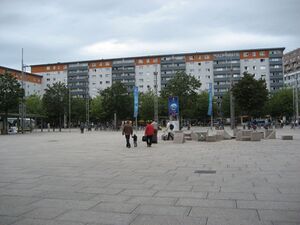 Südtirolerplatz - 2007.jpg