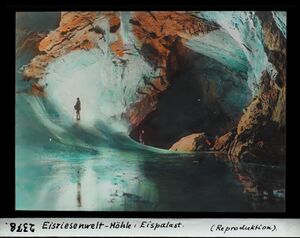 Eisriesenwelt 1925 03.jpg