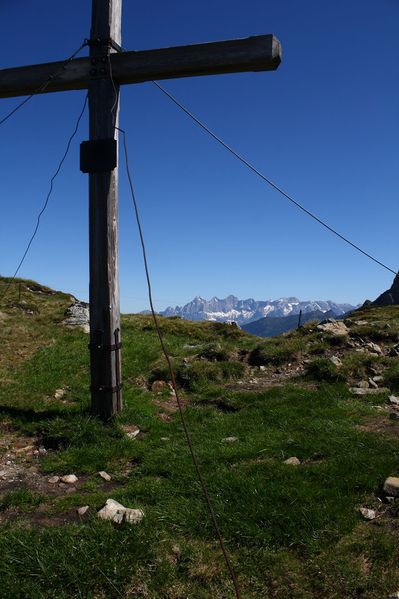 Datei:Seekarscharte 26421 2016-06-23.jpg