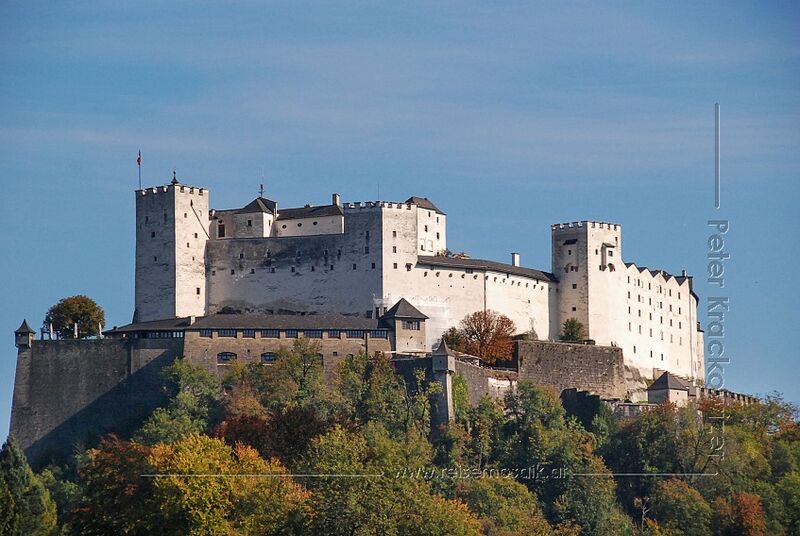 Datei:Festung Hohensalzburg vom Mönchsberg.jpg